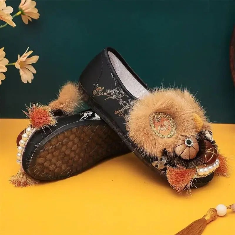 Women'S Chinese Tiger Head Shoes - Slip-On Flats with Soft Sole, Genuine Faux Leather Upper & Breathable Fabric Lining - Vintage Cultural Footwear for Everyday Formal Events - Easy Slip-On Closure - Winter Season Footwear, Ladies Shoes, 
